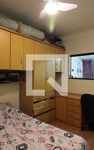 Casa à venda com 244m², 4 quartos e 2 vagasQuarto 3