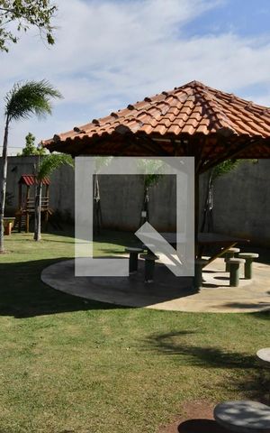 Casa de condomínio à venda com 250m², 4 quartos e 2 vagasÁrea comum