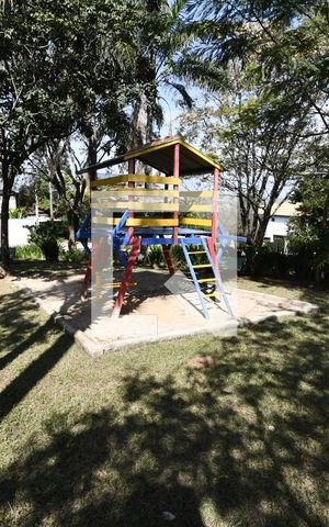 Casa de condomínio à venda com 250m², 4 quartos e 2 vagasÁrea comum - Playground