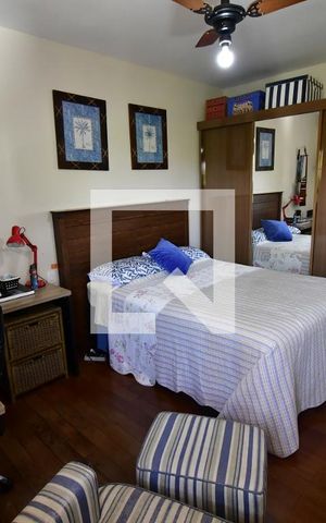 Casa de condomínio à venda com 250m², 4 quartos e 2 vagasQuarto 2