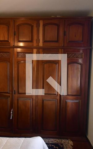 Casa de condomínio à venda com 250m², 4 quartos e 2 vagasQuarto 3 - Suíte Armários