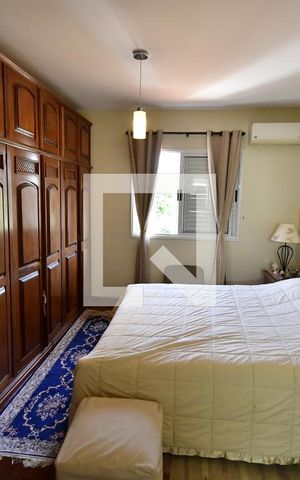 Casa de condomínio à venda com 250m², 4 quartos e 2 vagasQuarto 3 - Suíte