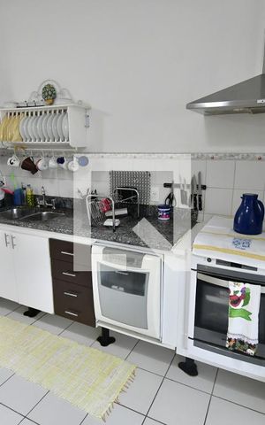 Casa de condomínio à venda com 250m², 4 quartos e 2 vagasCozinha