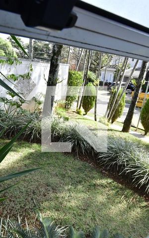 Casa de condomínio à venda com 250m², 4 quartos e 2 vagasLavabo Vista