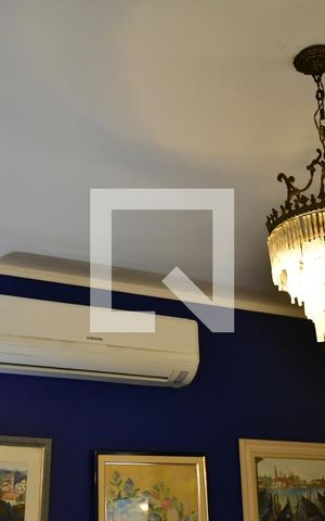 Casa de condomínio à venda com 250m², 4 quartos e 2 vagasSala 1 - Detalhe