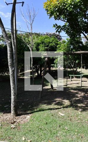 Casa de condomínio à venda com 250m², 4 quartos e 2 vagasÁrea comum - Playground