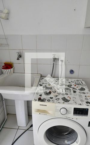 Casa de condomínio à venda com 250m², 4 quartos e 2 vagasÁrea de Serviço