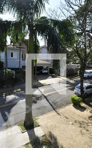 Casa de condomínio à venda com 250m², 4 quartos e 2 vagasQuarto 1 - Vista