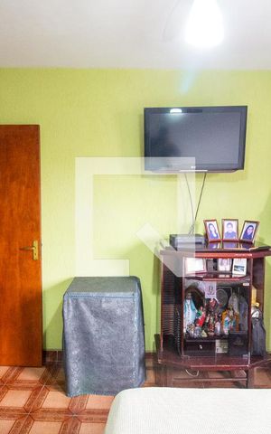 Casa à venda com 170m², 3 quartos e 2 vagasQuarto 3 / Suíte