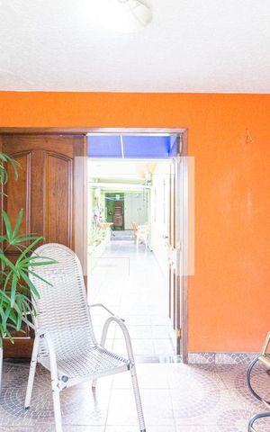 Casa à venda com 250m², 3 quartos e 2 vagasHall de entrada