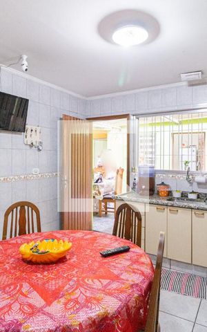 Casa à venda com 250m², 3 quartos e 2 vagasCozinha