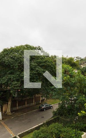 Casa à venda com 600m², 6 quartos e 3 vagas Casa à venda com 600m², 6 quartos e 3 vagasVista da Varanda do Segundo Andar