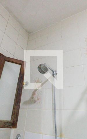 Casa à venda com 600m², 6 quartos e 3 vagas Casa à venda com 600m², 6 quartos e 3 vagasBanheiro Social