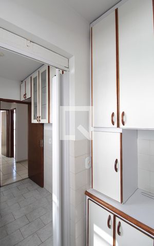 Apartamento à venda com 55m², 2 quartos e 1 vagaCozinha e Área de Serviço