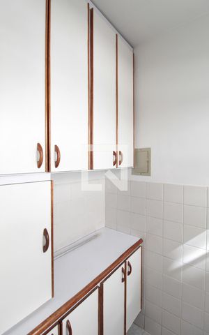 Apartamento à venda com 55m², 2 quartos e 1 vagaCozinha e Área de Serviço