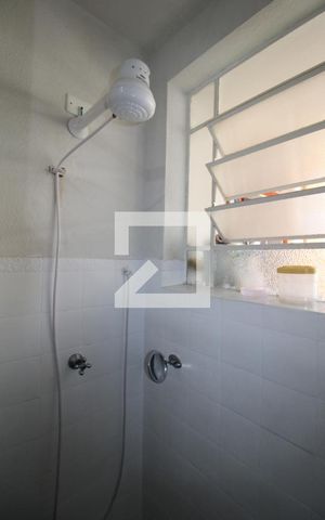 Apartamento à venda com 83m², 2 quartos e 1 vagaBanheiro