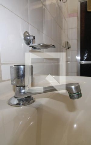 Apartamento à venda com 83m², 2 quartos e 1 vagaBanheiro