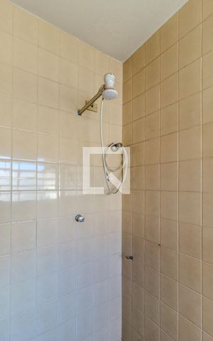 Casa à venda com 304m², 7 quartos e 4 vagasBanheiro da Suíte 2