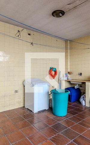 Casa à venda com 304m², 7 quartos e 4 vagasÁrea de Serviço 