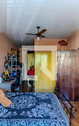 Casa à venda com 304m², 7 quartos e 4 vagasQuarto - Casa 2