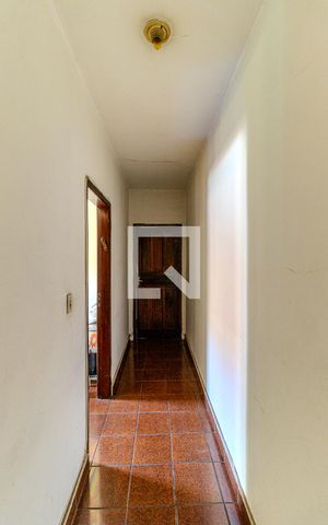 Casa à venda com 304m², 7 quartos e 4 vagasCorredor