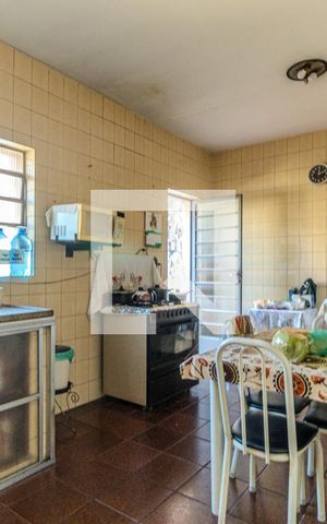 Casa à venda com 304m², 7 quartos e 4 vagasCozinha