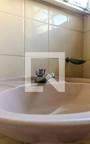 Casa à venda com 304m², 7 quartos e 4 vagasBanheiro da Suíte 2