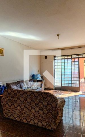 Casa à venda com 304m², 7 quartos e 4 vagasSala