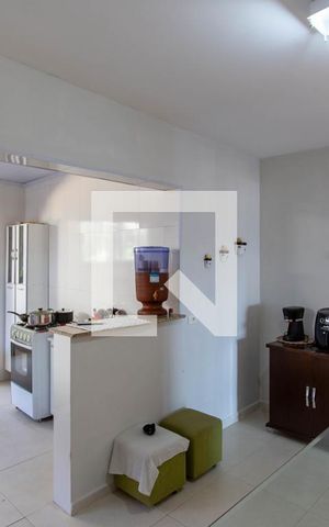 Casa para alugar com 360m², 3 quartos e 2 vagas Casa para alugar com 360m², 3 quartos e 2 vagasCopa