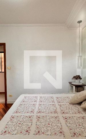 Casa à venda com 140m², 3 quartos e 2 vagas Casa à venda com 140m², 3 quartos e 2 vagasSuite
