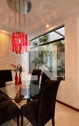 Casa à venda com 140m², 3 quartos e 2 vagas Casa à venda com 140m², 3 quartos e 2 vagasSala de Jantar