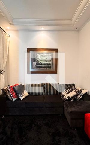 Casa à venda com 140m², 3 quartos e 2 vagas Casa à venda com 140m², 3 quartos e 2 vagasSala de TV
