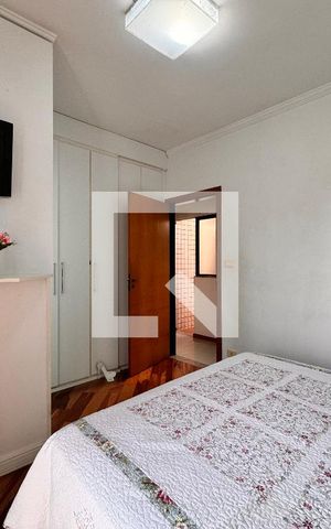 Casa à venda com 140m², 3 quartos e 2 vagas Casa à venda com 140m², 3 quartos e 2 vagasSuite
