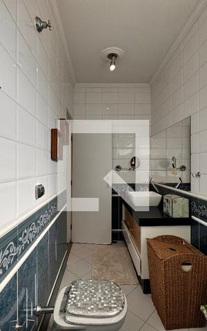 Casa à venda com 140m², 3 quartos e 2 vagas Casa à venda com 140m², 3 quartos e 2 vagasBanheiro da Suíte