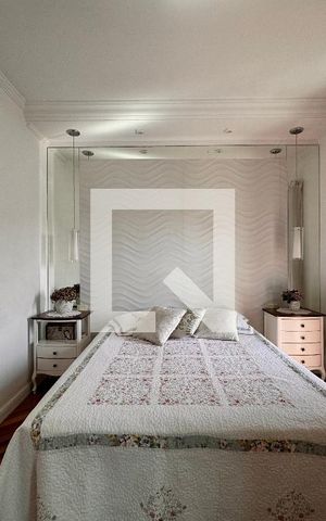 Casa à venda com 140m², 3 quartos e 2 vagas Casa à venda com 140m², 3 quartos e 2 vagasSuite
