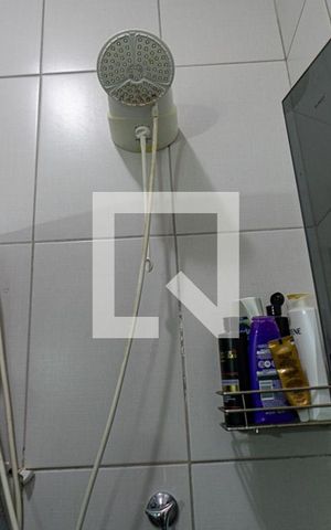 Casa à venda com 139m², 6 quartos e 2 vagas Casa à venda com 139m², 6 quartos e 2 vagasBanheiro