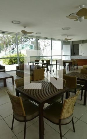 Casa de condomínio à venda com 311m², 4 quartos e 4 vagasÁrea comum - Salão de festas
