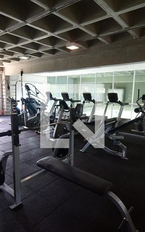 Casa de condomínio à venda com 311m², 4 quartos e 4 vagasÁrea comum - Academia