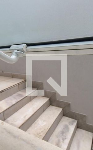 Casa de condomínio à venda com 311m², 4 quartos e 4 vagasLavabo - Vista