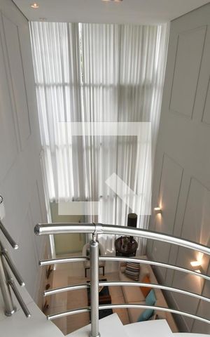 Casa de condomínio à venda com 311m², 4 quartos e 4 vagasSala 1