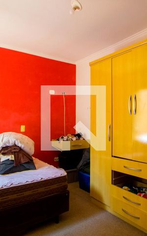 Casa à venda com 300m², 3 quartos e 3 vagas Casa à venda com 300m², 3 quartos e 3 vagasQuarto 2