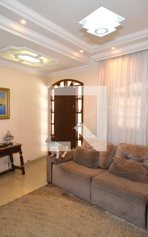 Casa à venda com 400m², 3 quartos e 3 vagasSala