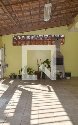Casa à venda com 400m², 3 quartos e 3 vagasGaragem