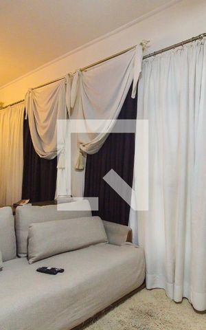 Casa para alugar com 270m², 3 quartos e 3 vagas Casa para alugar com 270m², 3 quartos e 3 vagasSala