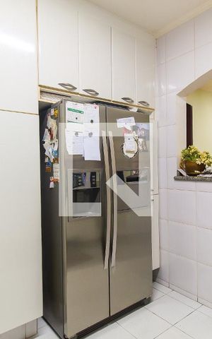 Casa para alugar com 270m², 3 quartos e 3 vagas Casa para alugar com 270m², 3 quartos e 3 vagasCozinha