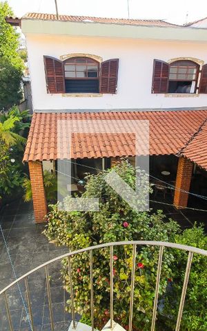 Casa para alugar com 270m², 3 quartos e 3 vagas Casa para alugar com 270m², 3 quartos e 3 vagasQuintal