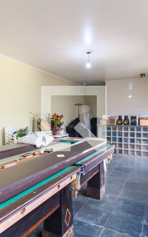 Casa para alugar com 270m², 3 quartos e 3 vagas Casa para alugar com 270m², 3 quartos e 3 vagasQuarto de Serviço 2