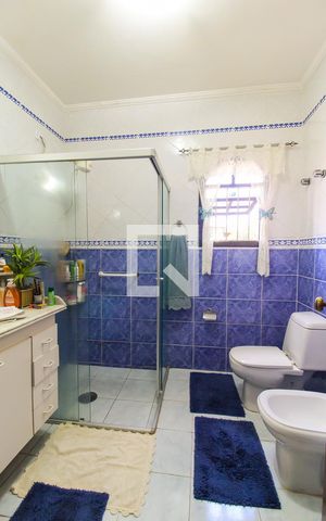 Casa para alugar com 270m², 3 quartos e 3 vagas Casa para alugar com 270m², 3 quartos e 3 vagasBanheiro 2