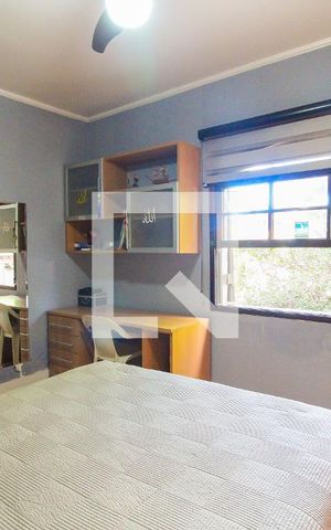 Casa para alugar com 270m², 3 quartos e 3 vagas Casa para alugar com 270m², 3 quartos e 3 vagasQuarto 1