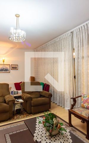 Casa para alugar com 350m², 6 quartos e 6 vagas Casa para alugar com 350m², 6 quartos e 6 vagasSala 2